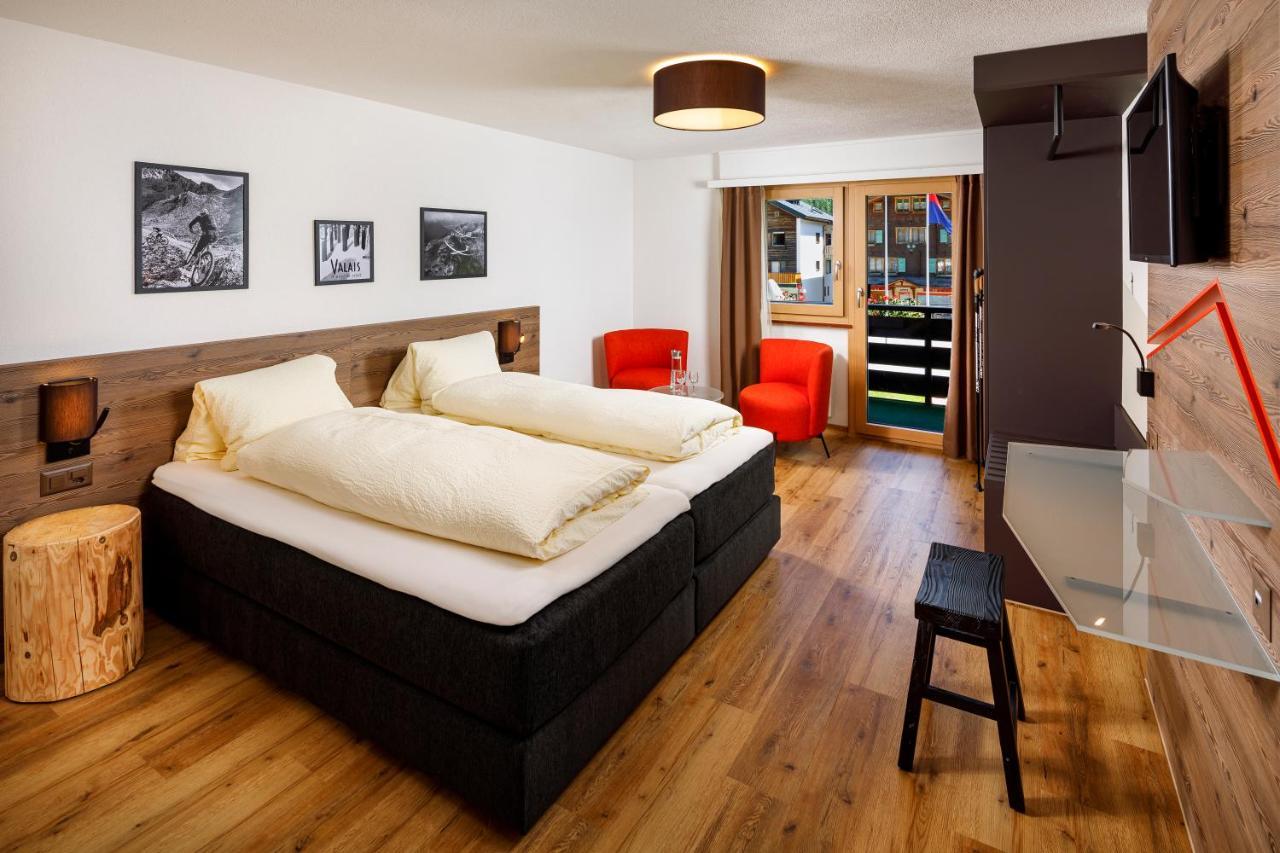 Hotel Blinnenhorn Reckingen Экстерьер фото
